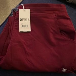 NWT Figs Women’s large Yola skinny scrub pants, burgundy